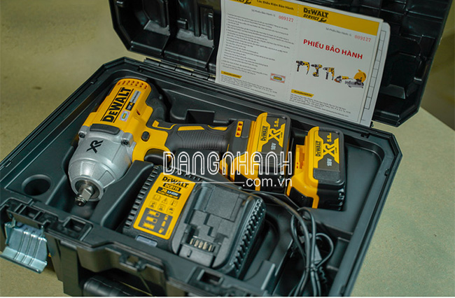 Máy vặn bu lông động lực pin Dewalt DCF880D2-B1
