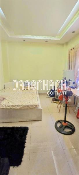 Mặt tiền đường số sát chợ Phạm Thế Hiển Q.8 - 66 m 2 - 6 tầng - 8.8 Tỷ