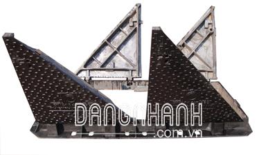 Nắp bể cáp 4 cánh D400-E600