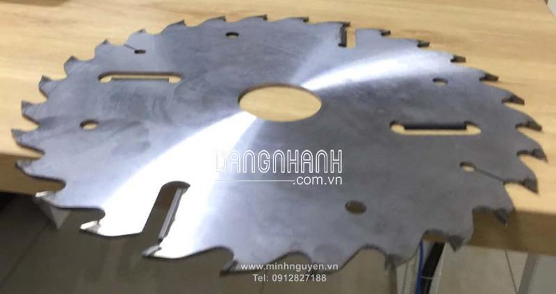 Lưỡi Cưa Máy Xẻ Gỗ Nhiều Lưỡi
