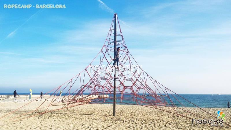 Cung cấp thiết bị leo dây kết hợp cầu trượt tại khu vui chơi