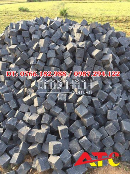      Đá cây sa thạch – Đá cubic