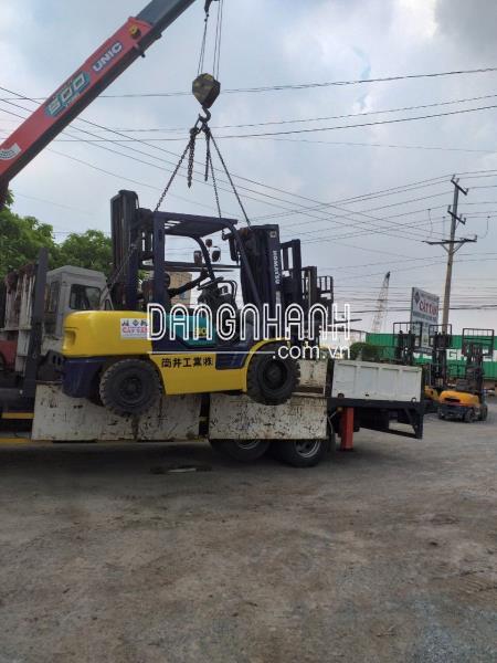 Xe nâng Komatsu FD30T-14