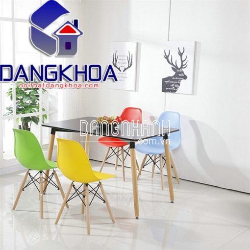 Bàn Ăn Eames Chân Gỗ Nhập Khẩu – BADK02