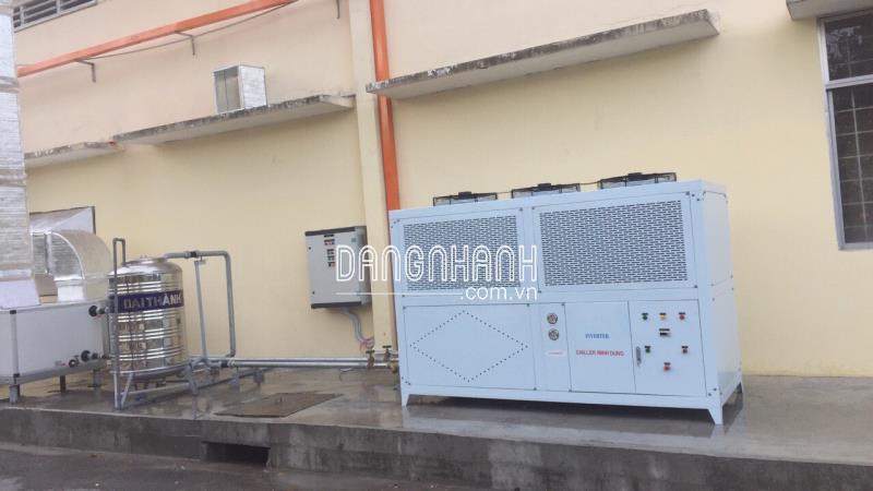 Máy làm lạnh nước 30hp - gió giải nhiệt