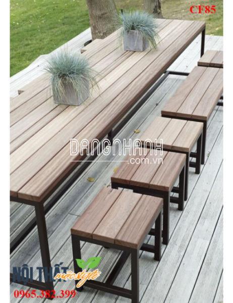 Bàn ghế nhà hàng CF85-Bàn ghế chân sắt mặt gỗ độc mộc