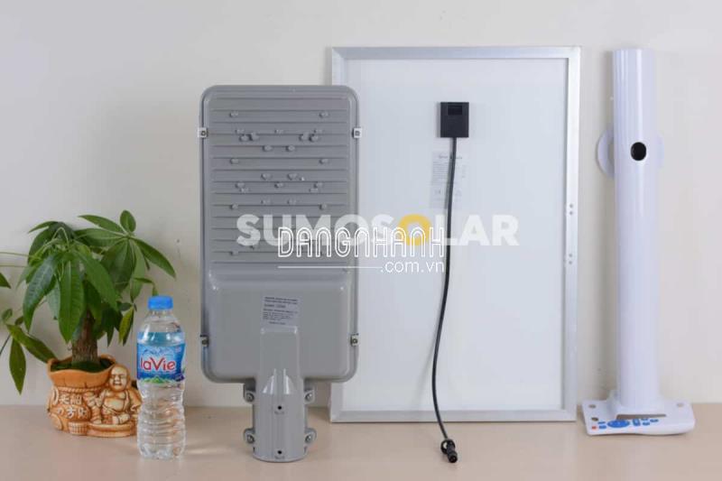 Đèn đường LED cao cấp năng lượng mặt trời (120W) – NT02