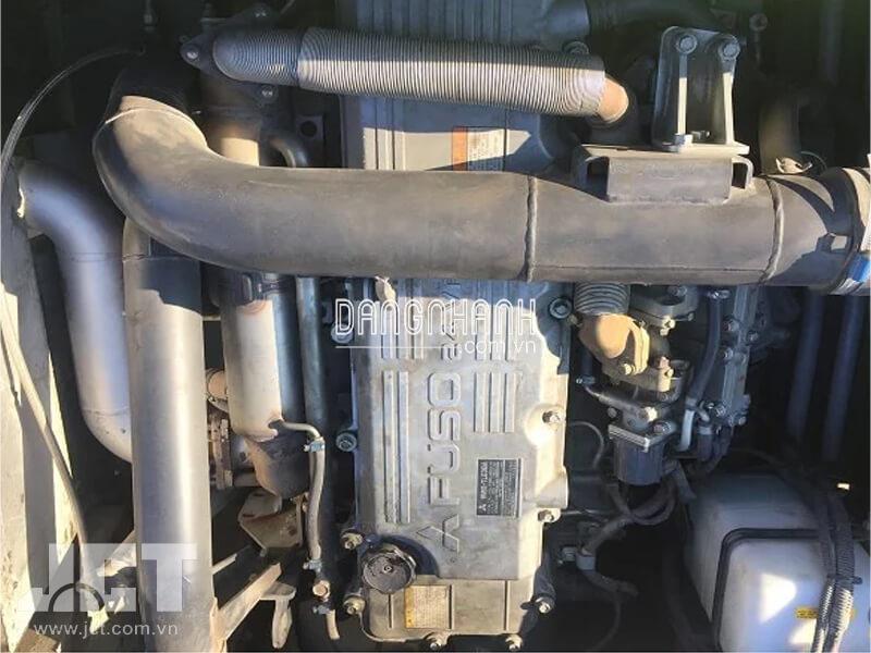 XE CẨU BÁNH LỐP 25 TẤN TADANO GR-250N-3