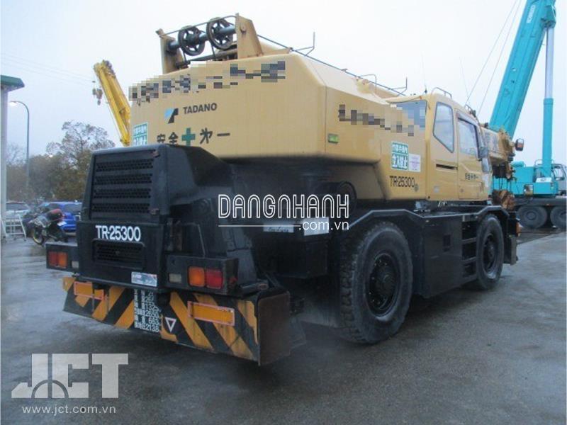 XE CẨU BÁNH LỐP 24 TẤN TADANO GR250N-1