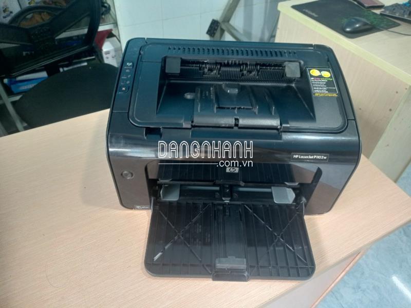 Máy in  a4 trắng đen HP  P1102w đã qua sd,  in qua wifi tiện lợi