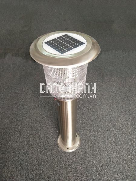 Đèn năng lượng mặt trời trụ đứng inox – L1F