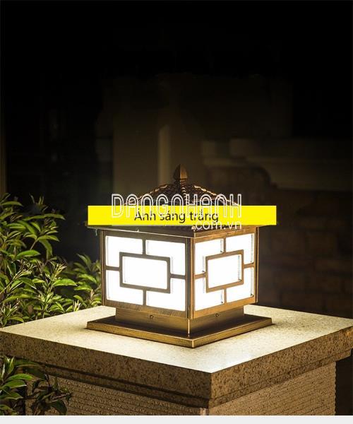 Đèn trụ cổng năng lượng mặt trời chóp cạnh vuông 25cm - L4K