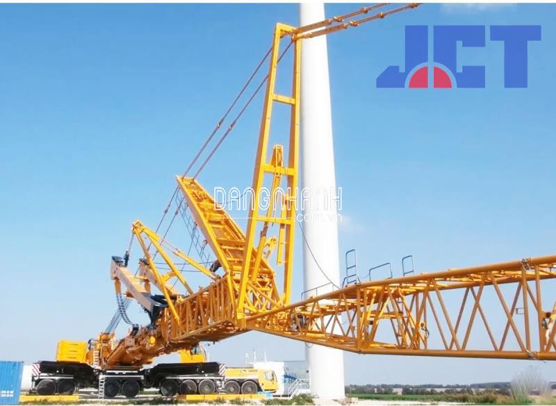 CẨN CẨU 1200 TẤN LIEBHERR LỐP THAM GIA DỰ ÁN XÂY DỰNG NHÀ MÁY ĐIỆN GIÓ