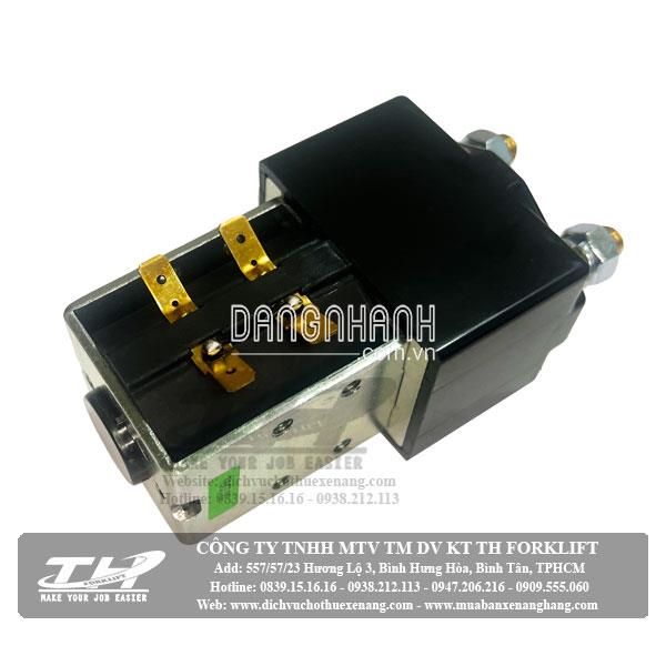 Relay nguồn xe nâng điện Raymond 8410