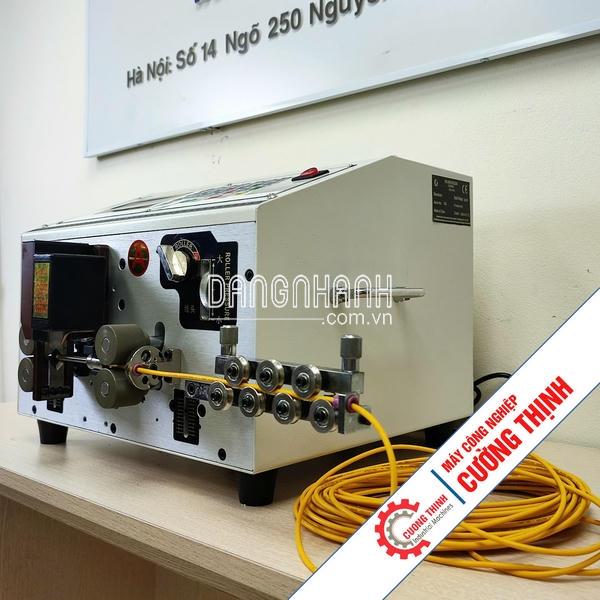 Tăng Năng Suất & Chính Xác Với Máy Cắt Tuột Dây Điện Tử Động