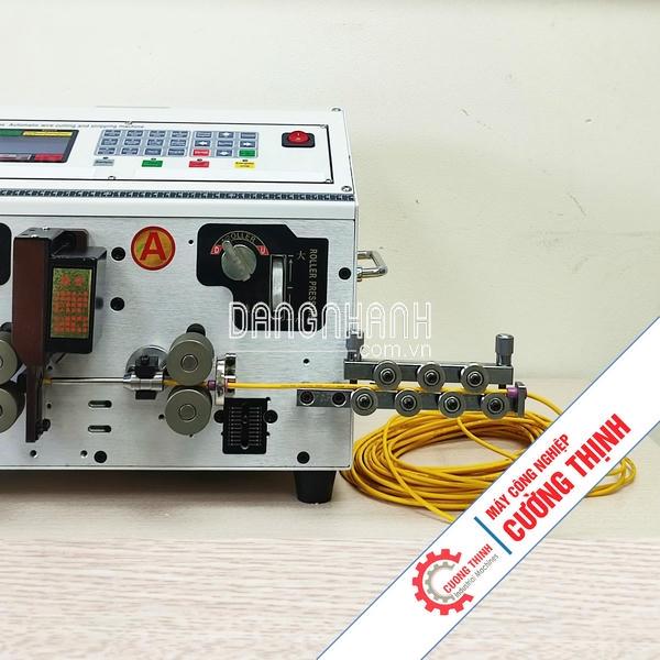 Tăng Năng Suất & Chính Xác Với Máy Cắt Tuột Dây Điện Tử Động