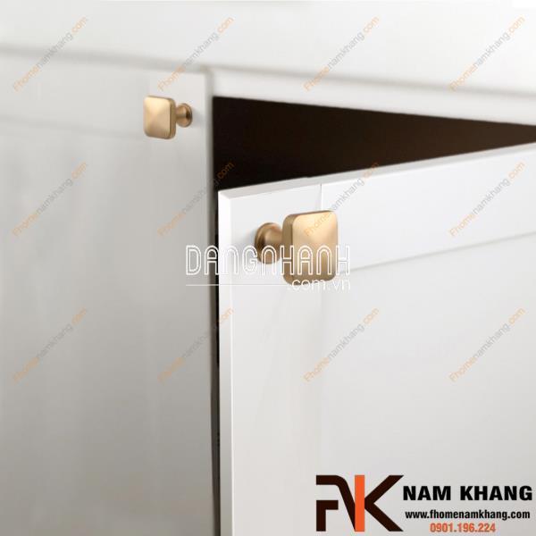 Núm tủ hiện đại NK169 | Zalo 0901 196 224