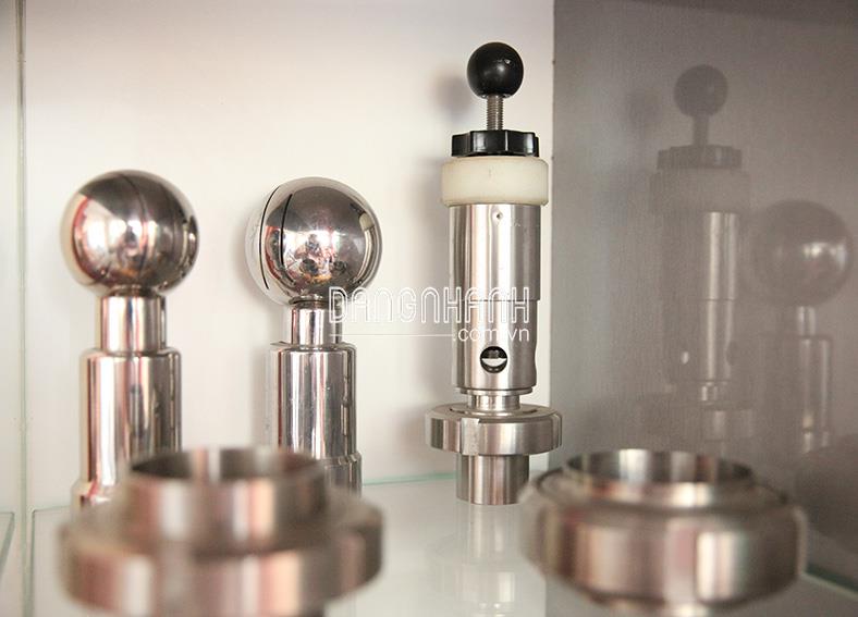 Các phụ kiện đường ống & chi tiết máy khuấy