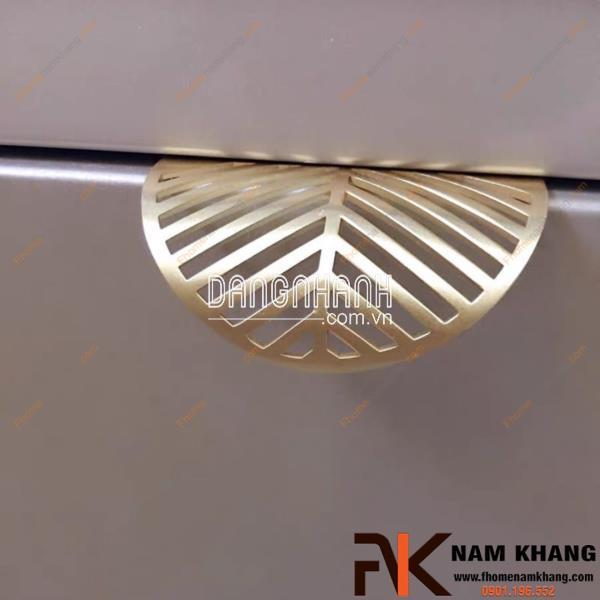 Tay nắm tủ đồng cao cấp dạng lá NK233 | Zalo 0901 196 552