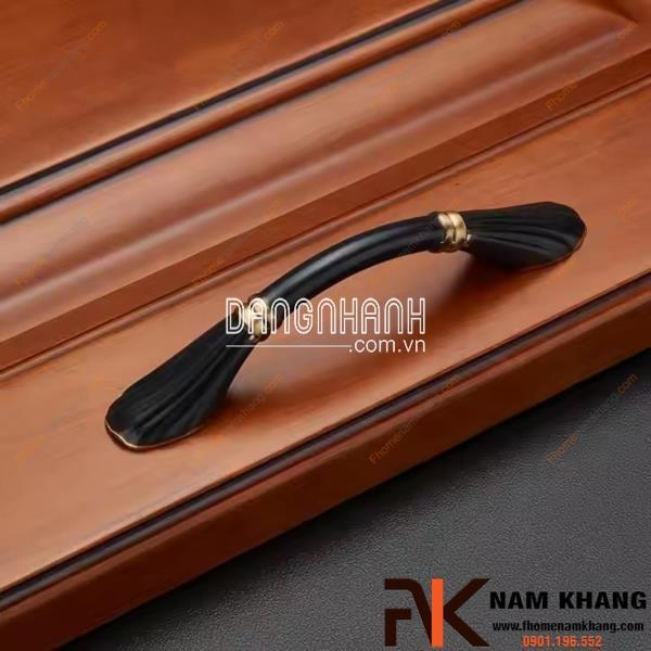 Tay nắm tủ đồng thiết kế tân cổ điển NK035D | Zalo 0901 196 552