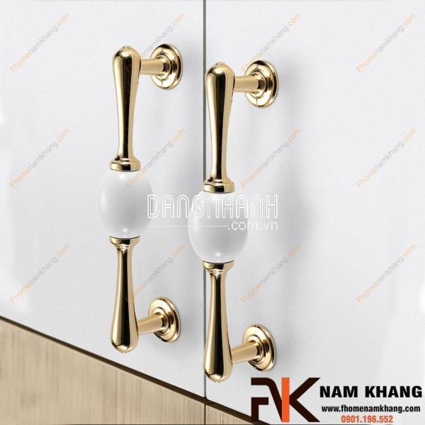 Tay nắm tủ sứ trắng phối đế vàng NK329 | Zalo 0901 196 552
