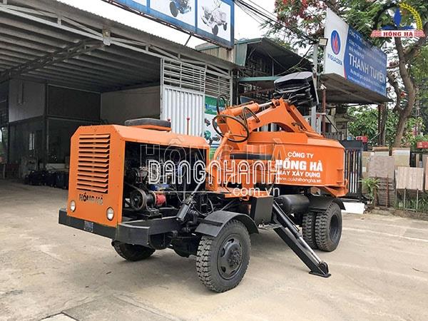 Máy trộn bê tông tự cấp liệu Hồng Hà phanh hơi
