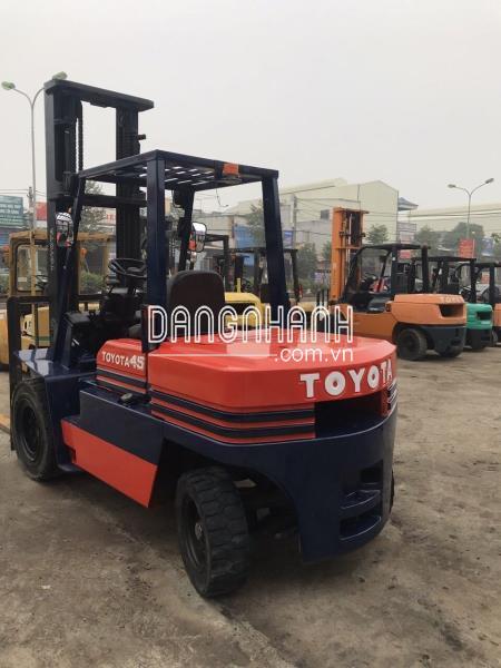 Xe Nâng Toyota FD45