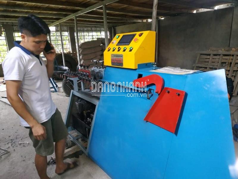 Máy bẻ đai sắt phi 10 tại Thọ Xuân - Thanh Hóa