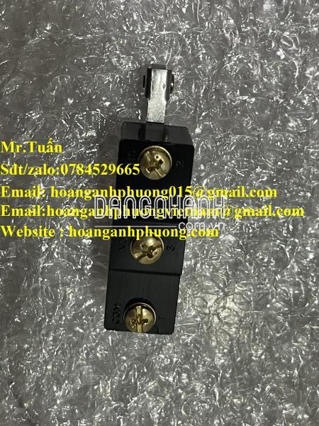 Công tắc hành trình Omron Z-15HW78-B