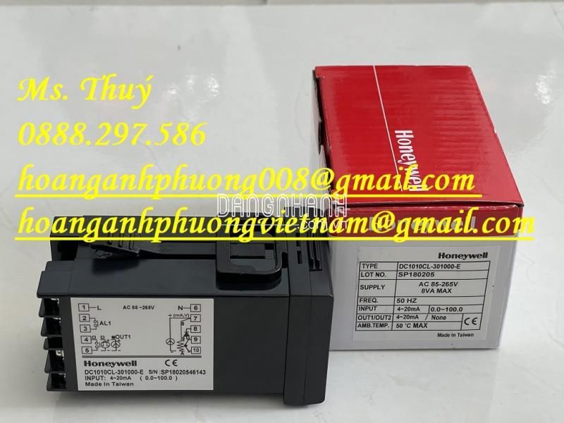 Bộ điều khiển nhiệt độ DC1040CR-301000-E - Honeywell chính hãng