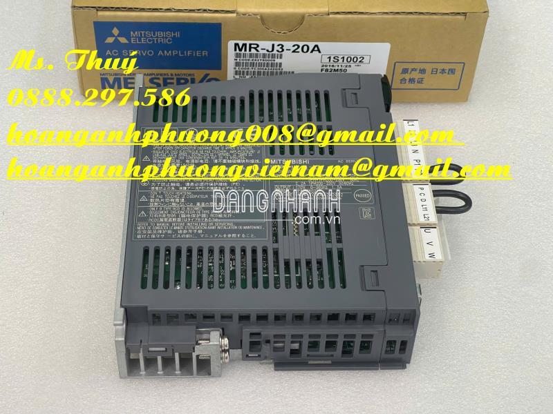 Made in Japan - Bộ điều khiển MR-J2S-20A - Mới 100%