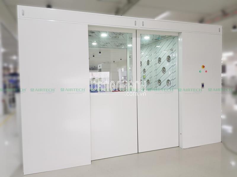 AIRSHOWER LOẠI CỬA TRƯỢT HAI CÁNH (LOẠI TO)