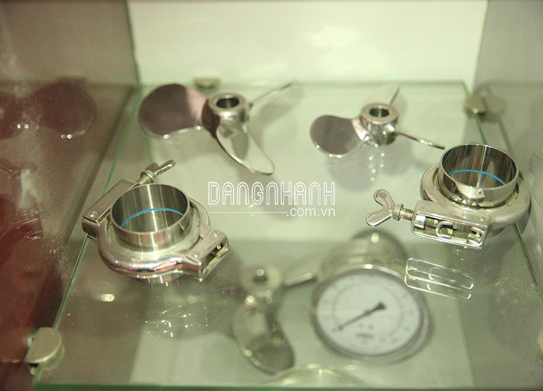 Các phụ kiện đường ống & chi tiết máy khuấy