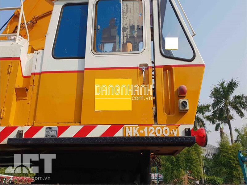 XE CẨU BÁNH LỐP 120 TẤN KATO NK-1200-V