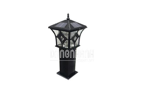 Đèn năng lượng mặt trời trụ đứng trang trí sân vườn – L1Q