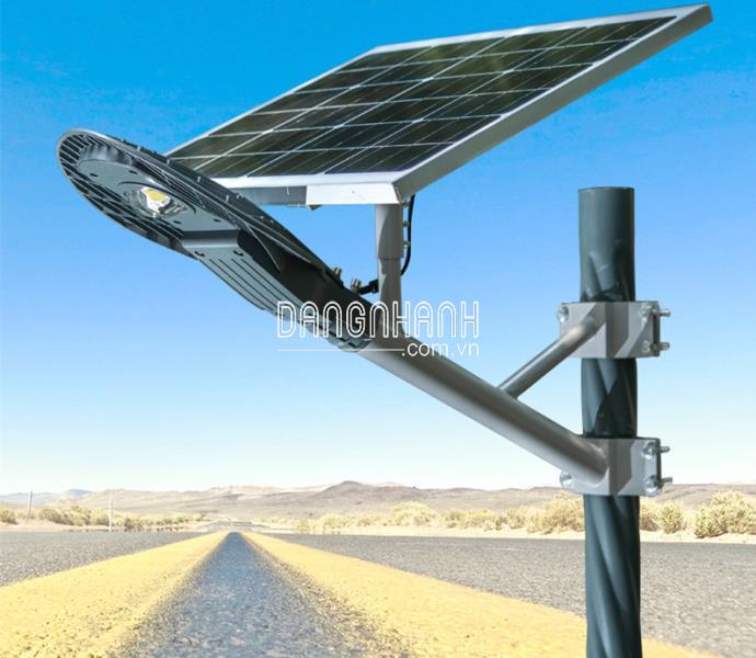 Đèn đường năng lượng mặt trời 30W - L5A