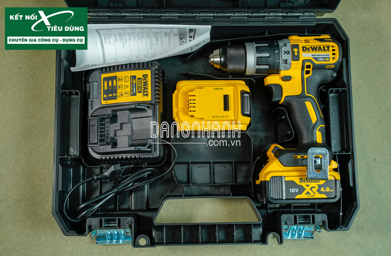 18V Máy khoan vặn vít động lực Dewalt DCD796M2