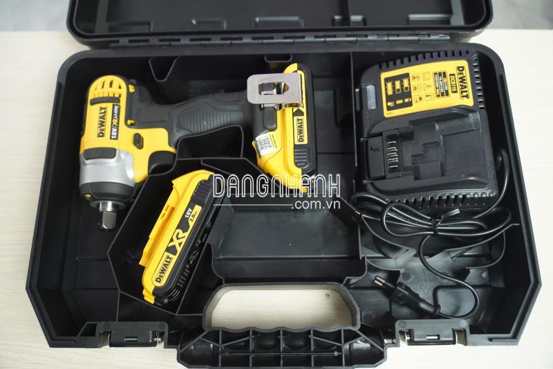 Máy vặn bu lông động lực pin 18V Dewalt DCF880D2