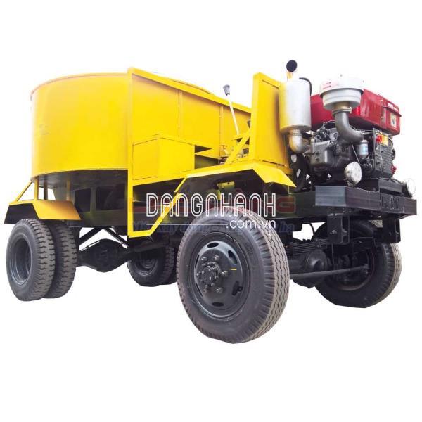 Máy trộn tự hành Lạc Hồng 9 bao 2 cầu - máy ô tô