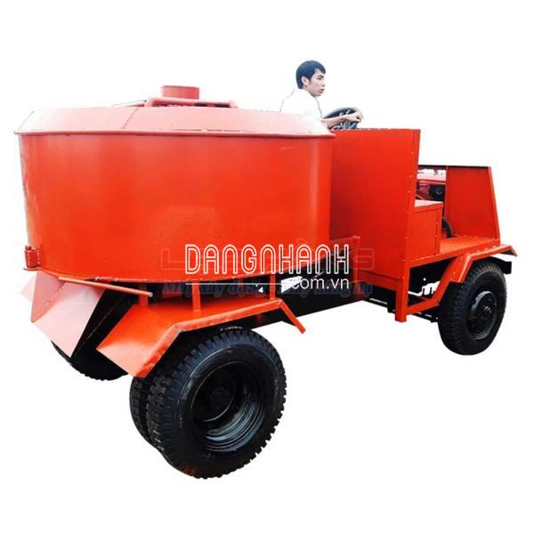 Máy trộn tự hành Lạc Hồng 6 bao 2 cầu - máy ô tô