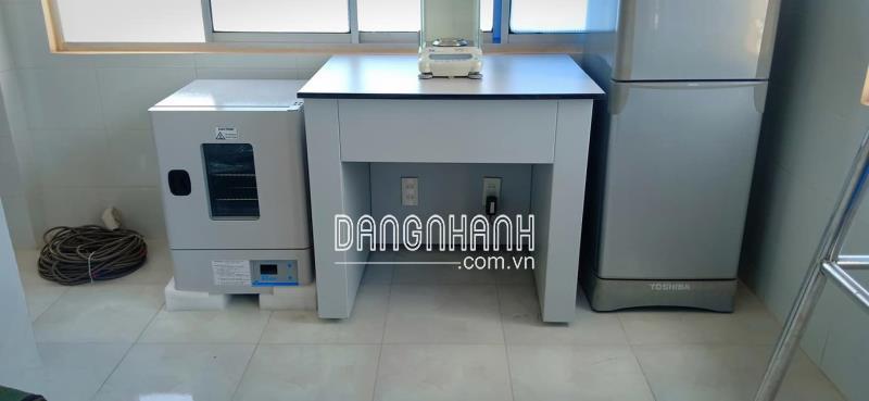 BÀN CÂN BẰNG VẬT LIỆU CHUYÊN DỤNG
