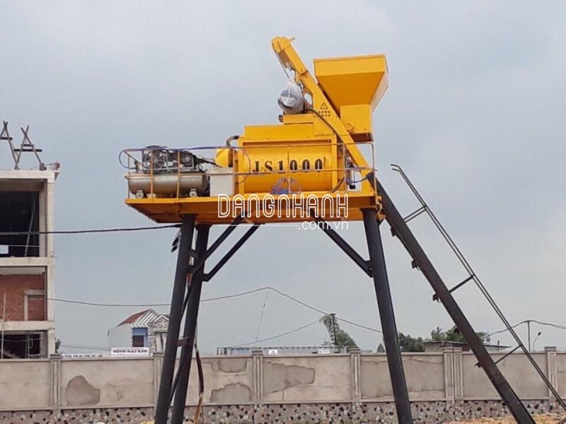 Máy trộn bê tông JS 1000