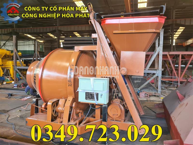 Máy trộn bê tông nhập khẩu JZC350 gầu trượt