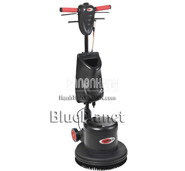 Giặt thảm bằng máy chà sàn