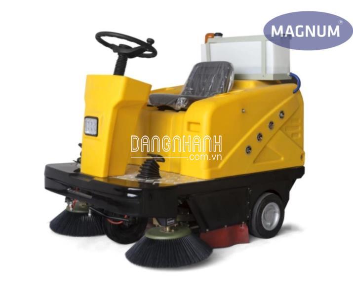 Xe quét hút bụi ngồi lái MAGNUM C200S