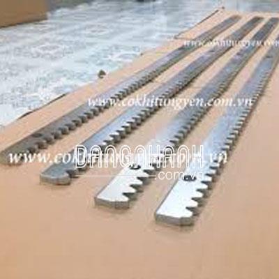 Thanh Răng Cổng Trượt Tự Động