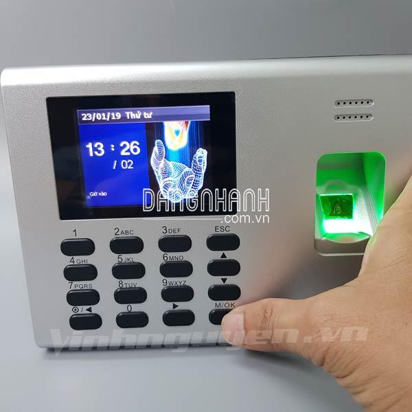 MÁY CHẤM CÔNG RONALD JACK DG600BID