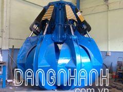 Gầu ngoạm thủy lực hình quả cam dùng cho rác