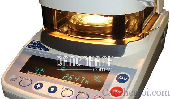 Thiết bị phân tích độ ẩm AND Model MS70