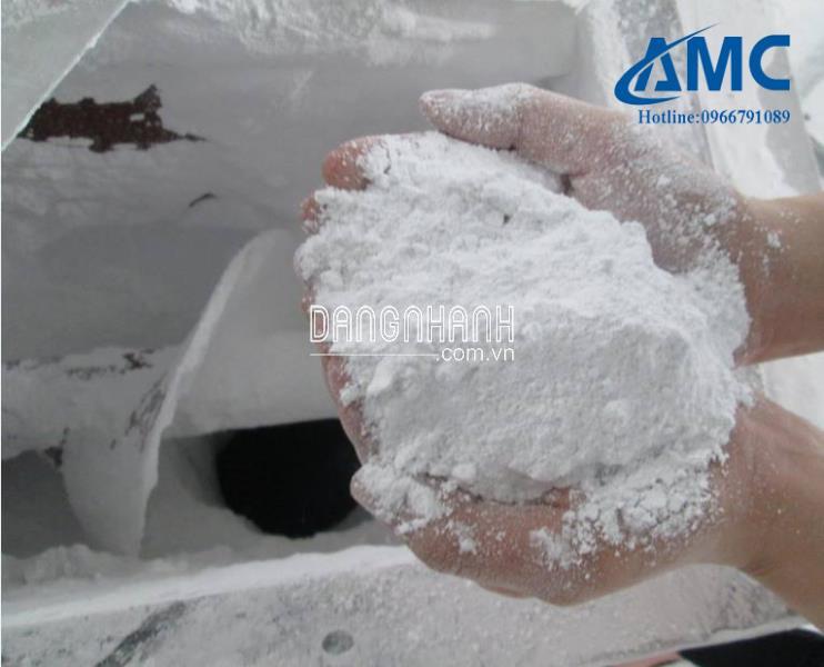 Bột đá làm thức ăn gia súc gia cầm
